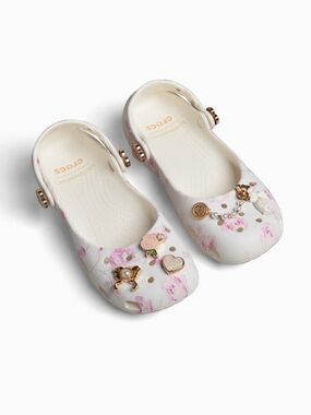 Crocs Loveshack Fancy - Oyster Floral Limited Edition in White/Pink